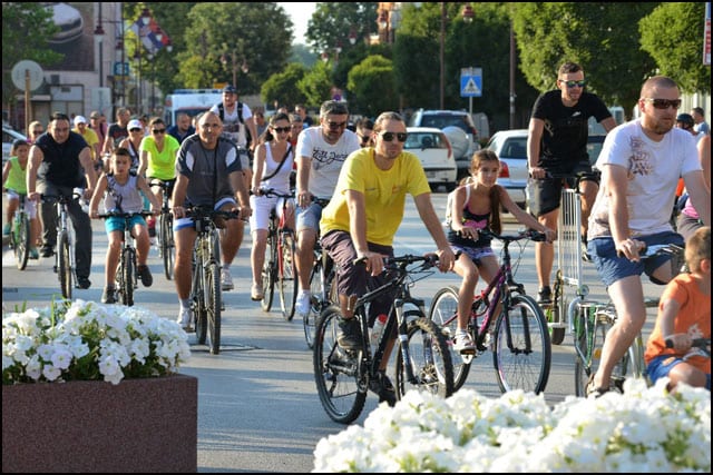 Slika broj 1368835. Biciklijada na gradskim ulicama u petak